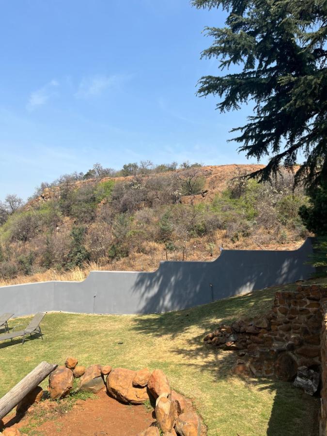 Glenvista Home With A View Johannesburg Esterno foto